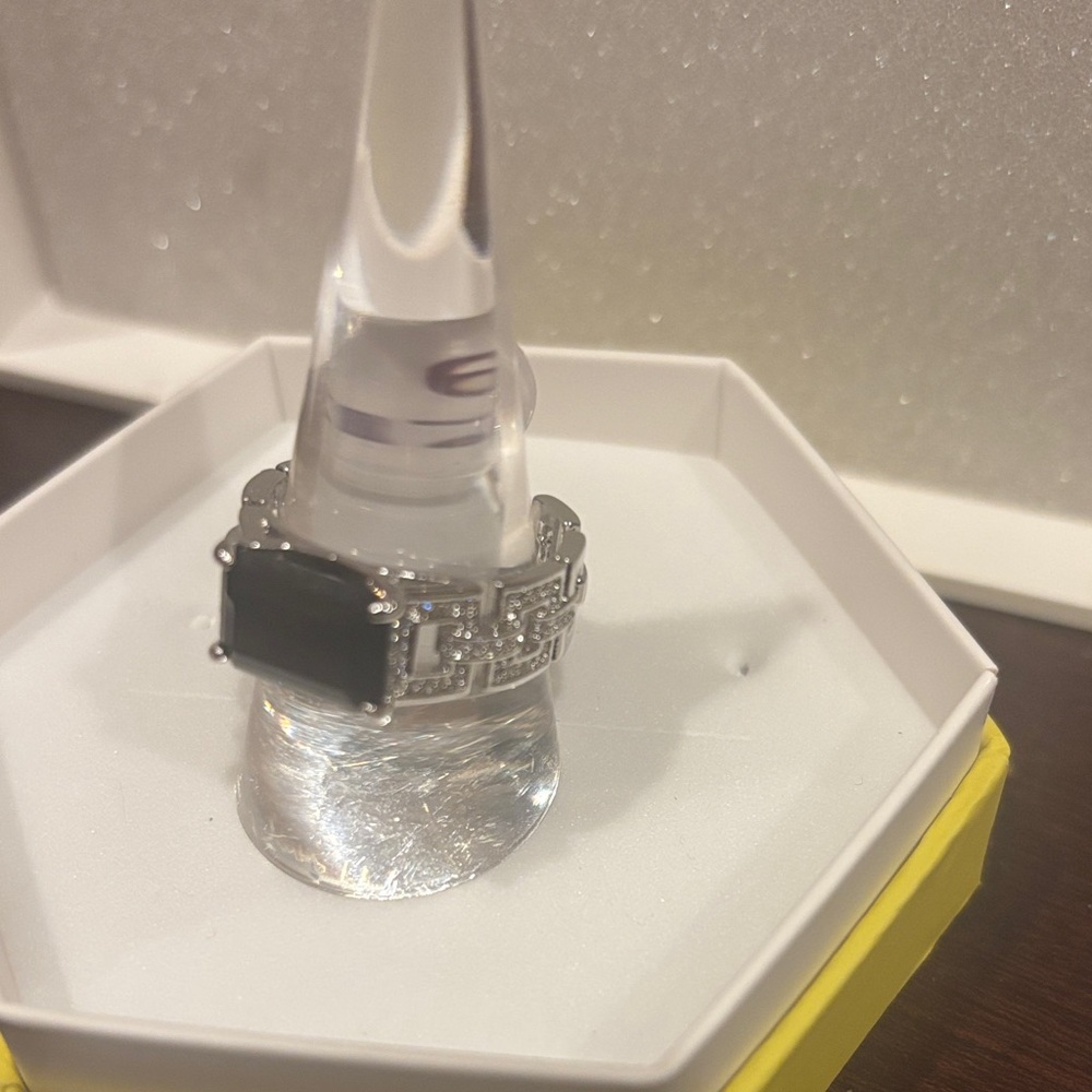 Black Onyx on. Rhodium - Picture 3 of 4